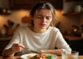 Eating late at night can be the biggest mistake, know from Ayurveda why it is important to eat according to nature.
