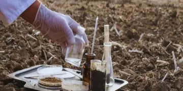 Farmers' farming will become easier: 'Earth Doctor' equipped with 10+ features including soil testing brings new hope