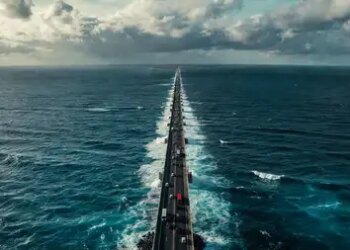 France's unique road is visible only for 2 to 3 hours a day, 'Passage du Gois' has a connection with the moon