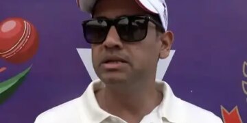 Friendly cricket match played between MP-11 and Delhi Police under 'TB Mukt Bharat' campaign