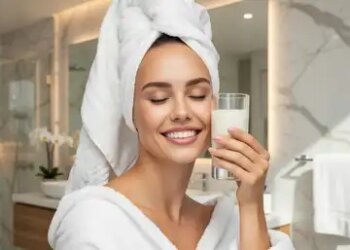 Get natural glow, easy way to get relief from dryness and acne with raw milk.