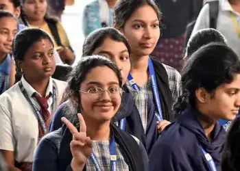 Girls make waves in topper list, 19 out of 26 girls become number one