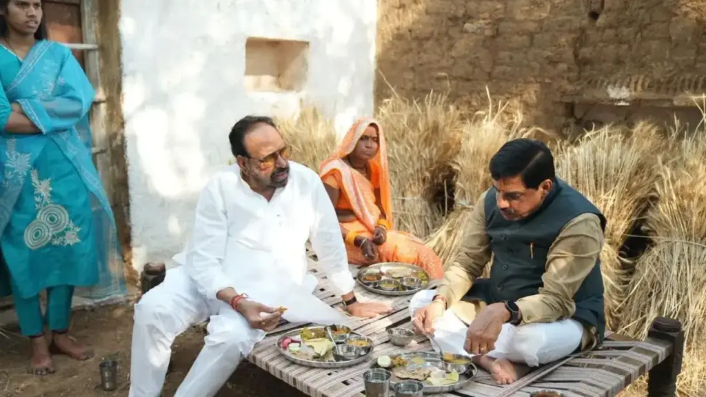 Glimpse of simplicity on CM Mohan Yadav's birthday, meal eaten on cot at farmer's house