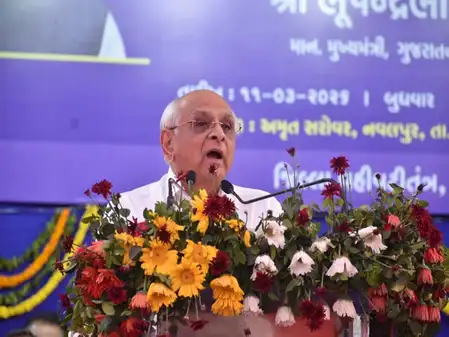 Gujarat forms committee to ensure supply of LNG, LPG cylinders amid global constraints
