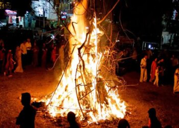 Holika Dahan today after sunset, know in the video the auspicious time will be from 6 pm to midnight