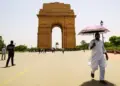 Hottest day of February in Delhi, weather will remain dry and sunny even today