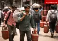 Huge crisis of LPG in Surat, small cylinder available for Rs 2500, workers started returning home