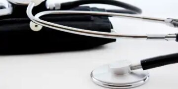 Impact of fuel crisis on Sri Lanka: Doctors warn of collapse of hospital system, call next 48 hours crucial