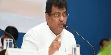 कर्नाटक के मंत्री ने केंद्र से पूछा, ‘उनके लिए मक्खन, हमारे लिए चूना क्यों?’