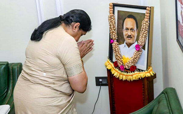 Maharashtra: Deputy Chief Minister Sunetra Pawar shared a post remembering Ajit Pawar.