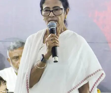 Mamata Banerjee wrote a letter to the Election Commission on the transfer of IAS-IPS officers in Bengal.