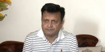Mani Shankar Aiyar should give up Indian citizenship and go to Pakistan: Ajay Alok