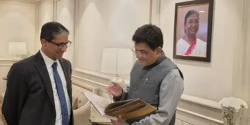 Minister Piyush Goyal met the High Commissioner of Bangladesh, economic partnership between the two countries was discussed