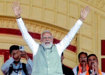 Modi's new record, surpassing Chamling to become the country's longest ruling leader