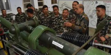 Nepalese soldiers got special training in Light Field Gun in EME School of Vadodara, learned its use in 4 weeks.