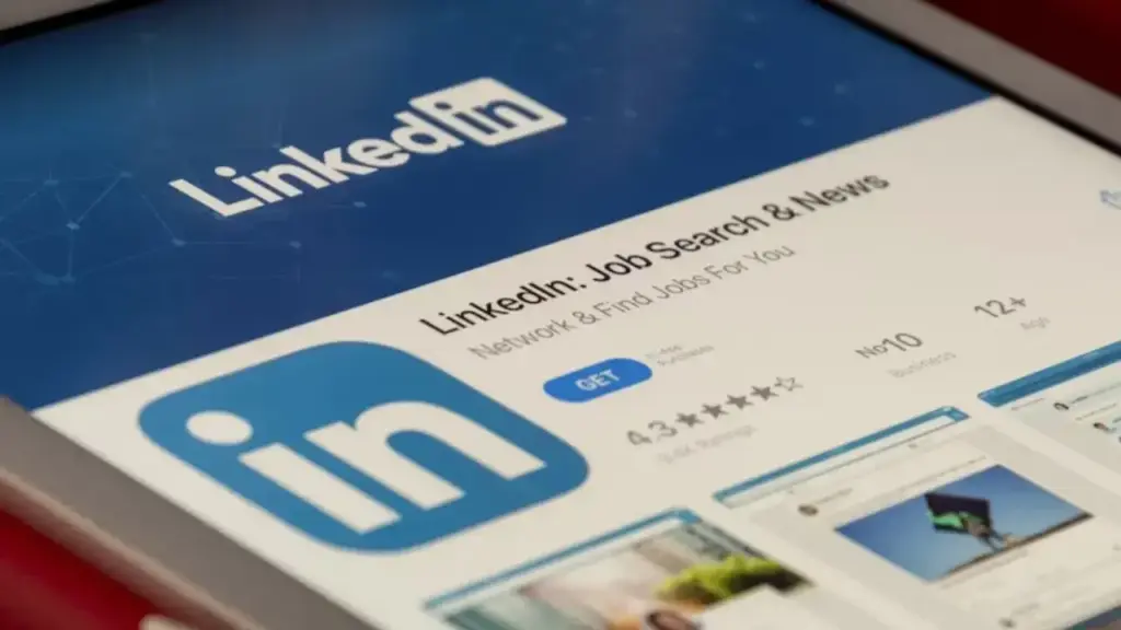 New rule of LinkedIn! AI will decide your feed, there will be ban on some works, know the complete update