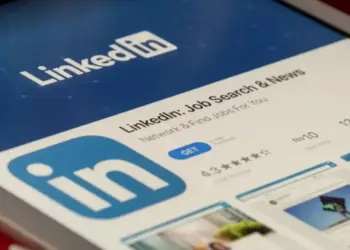 New rule of LinkedIn! AI will decide your feed, there will be ban on some works, know the complete update