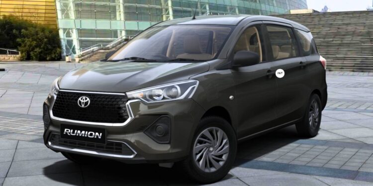 toyota Rumion (4)