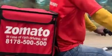 Now ordering food from Zometo will be expensive, food delivery fees increased so much due to LPG Crisis