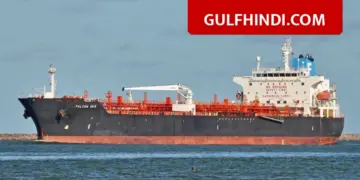 Oman News: Attack on oil tanker, Navy saved 20 people including 15 Indians, 4 injured
