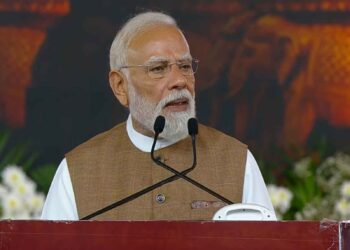 PM Modi's message on Mahavir Jayanti: Appeal to adopt the path of non-violence, truth and penance