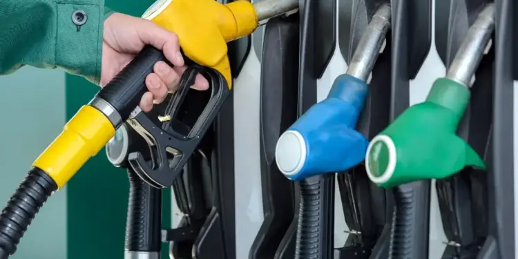 Petrol-Diesel Price Today: Did the prices of petrol and diesel decrease, what was the impact of the cut in excise duty, know today's latest price.