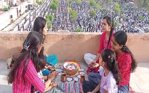 Rajasthan: Prayer for peace in Ajmer Dargah on Eid, example of Ganga-Jamuni culture seen in Bikaner.