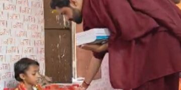 Ram Navami was celebrated with great pomp in Majri Dham, Sumit Giri Maharaj performed Kanya Puja.
