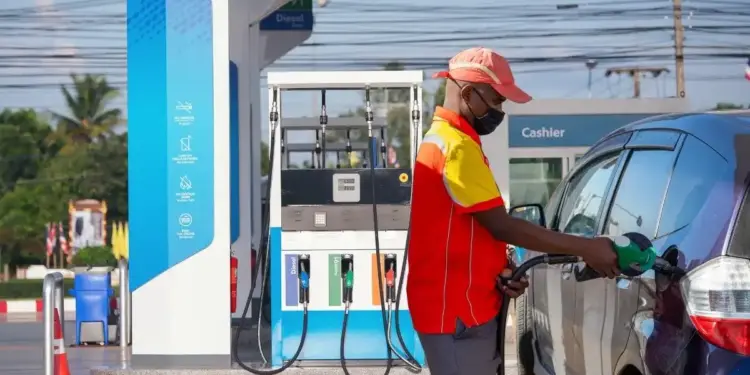 Rumor or truth of Petrol-Diesel Shortage? HPCL and BPCL issued a big statement