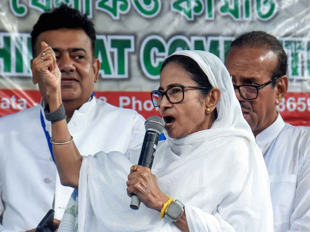 SIR controversy: Mamta Banerjee's sharp attack on PM Modi, said- 'You are the biggest infiltrator'