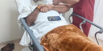 संभल : पैर फिसलने से चोटिल हुए प्रमोद कृष्णम, आपात सर्जरी के बाद खतरे से बाहर