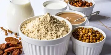 Sattu is no less than nectar in summer, provides complete nutrition to the body along with coolness.