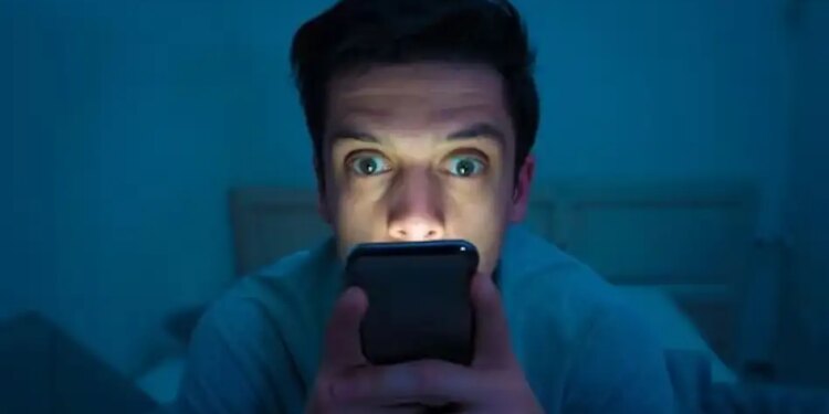Screen Time Effects: Beware! Are you also facing the problem of 'brain rot'? People's focus power and memory are decreasing