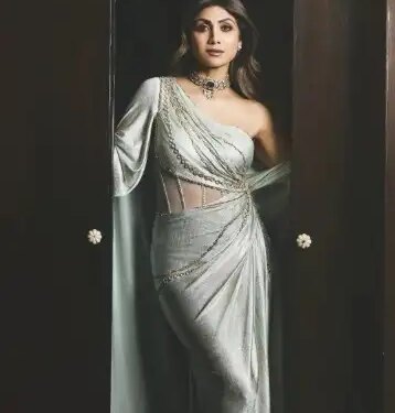 Shilpa Shetty told the correct way of reverse hyper exercise, enumerated many benefits