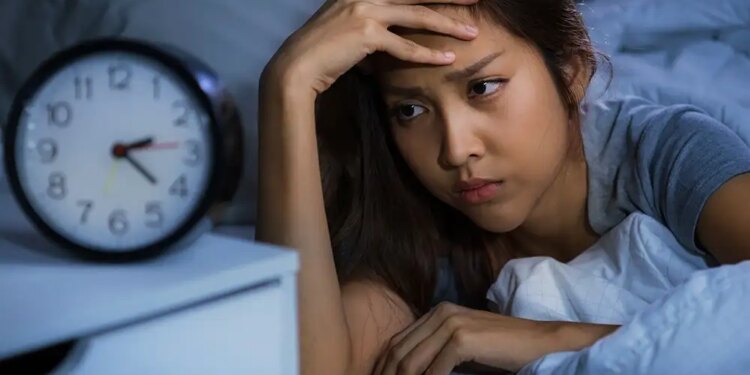 Sleep Problem Alert: Sleeping less every day can be costly, it has a deep impact on the brain and memory.