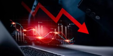 Stock Market Closing: Big fall in the stock market! Sensex fell by more than 1000 points, Nifty closed near 24,450.
