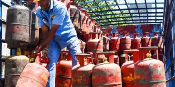 Supply of commercial LPG cylinders resumes, no shortage in retail sector: Government official