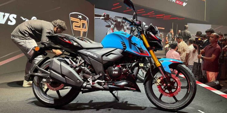 TVS Apache Series (1)