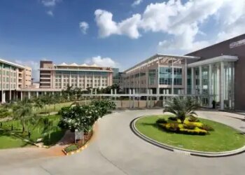 Tech Mahindra calls reports of mass layoffs as rumors