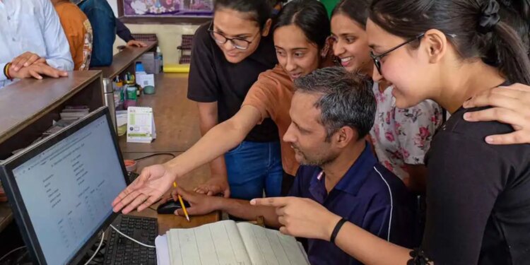 The wait of more than 10 lakh students is over, results will be released on this day