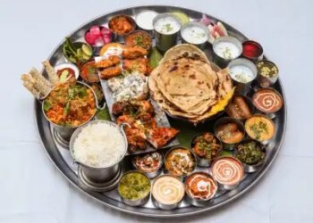 There is no change in the price of home-made vegetarian thali in February, non-vegetarian thali is 3 percent cheaper.