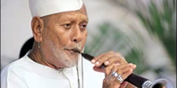 Union Minister Gadkari and Chief Ministers paid emotional tribute to Ustad Bismillah Khan on his birth anniversary.