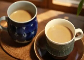 You take tea, biscuits or snacks for breakfast, know how you are playing with your health.