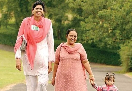 ≡ 10 tallest women of the modern era who are difficult to believe ➤ Brain Berries