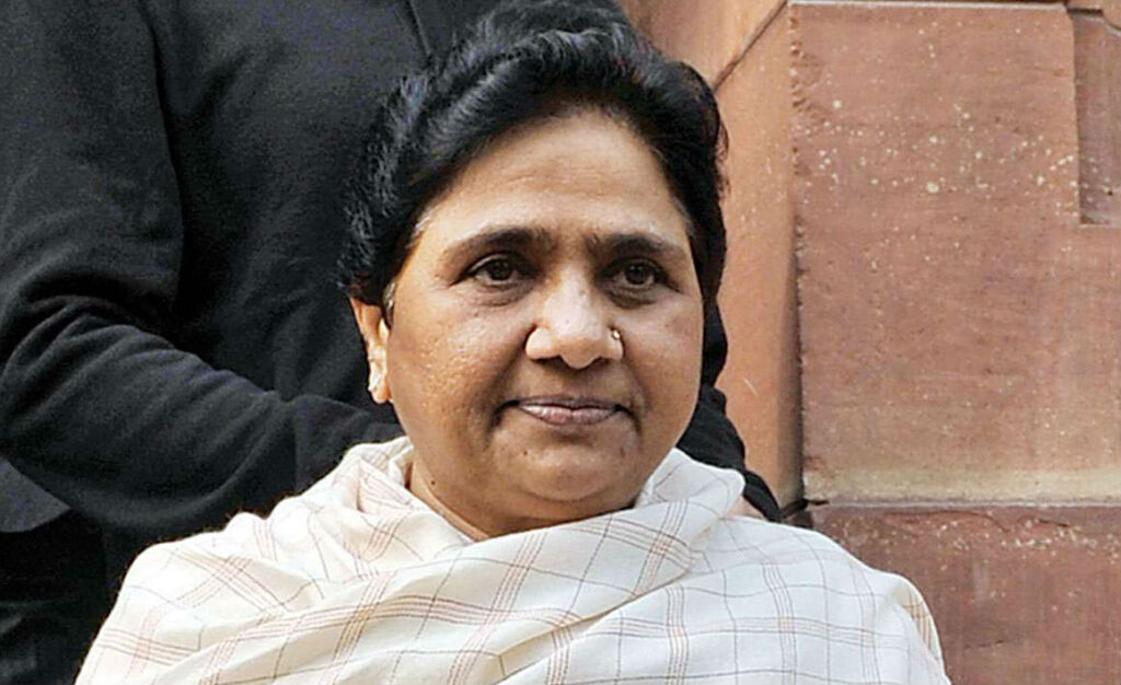 ≡ 6 reasons why Mayawati would be a great Prime Minister 》 Her Beauty