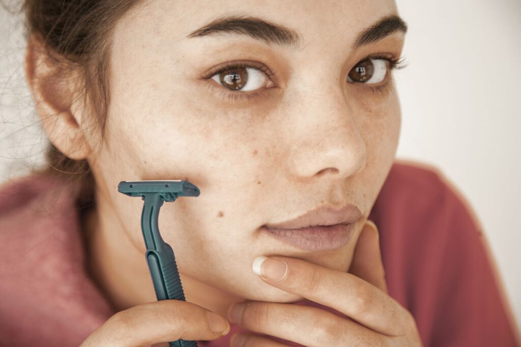 ≡ How to Stop Female Facial Hair Growth Using Diet and Nutrients 》 Her Beauty