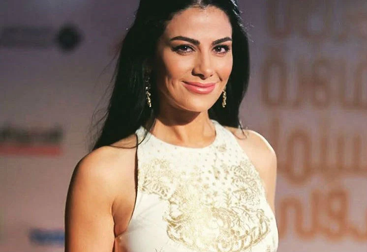 ≡ Top 10 Most Popular Asian Actresses ➤ Brain Berries