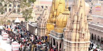 Kashi Vishwanath Temple administration alerts if crowd increases, special arrangements made for easy darshan