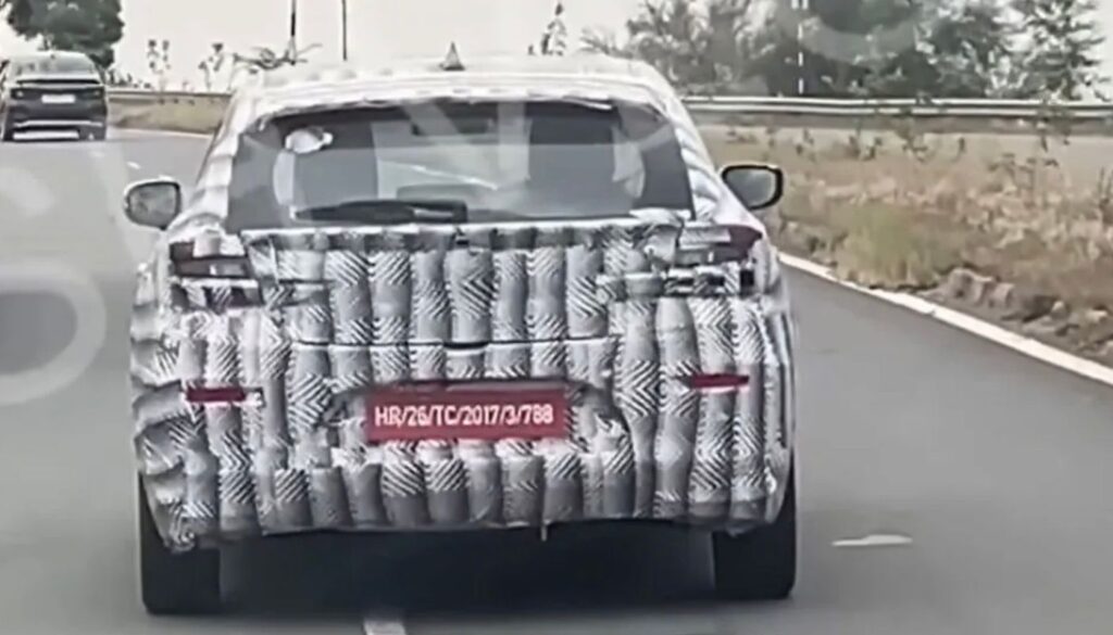 2026-Maruti-Suzuki-Baleno-Spied-2