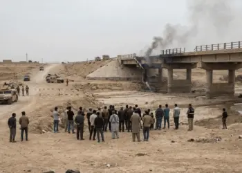 America and Israel attacked Iran’s highest bridge, 8 people died, tension increased in Gulf countries.
